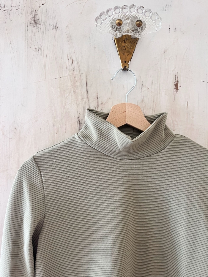 Maglia Loretta collo lupetto - immagine 3