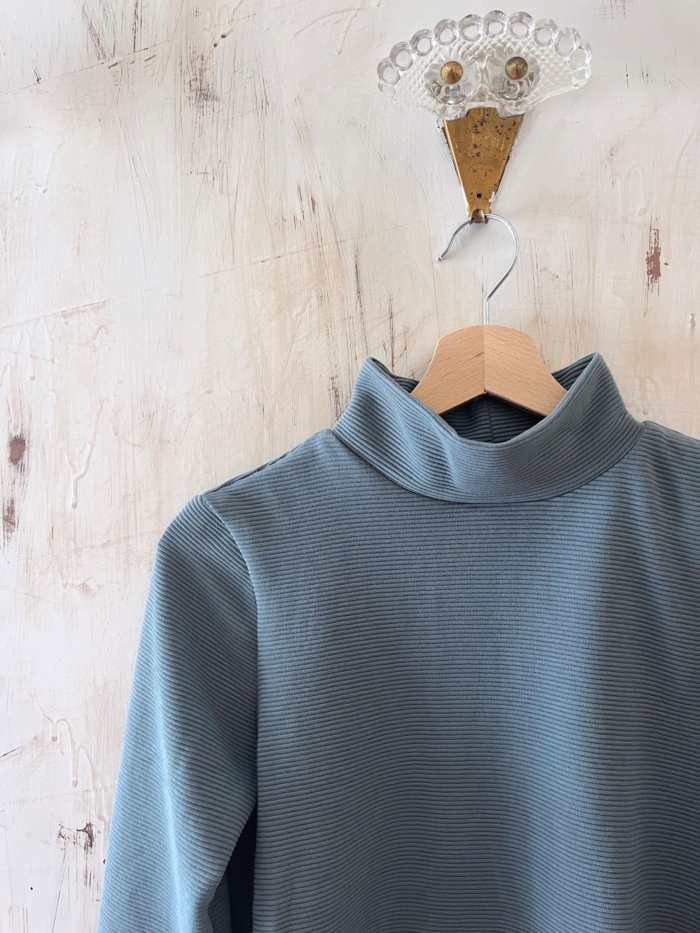 Maglia Loretta collo lupetto - immagine 5