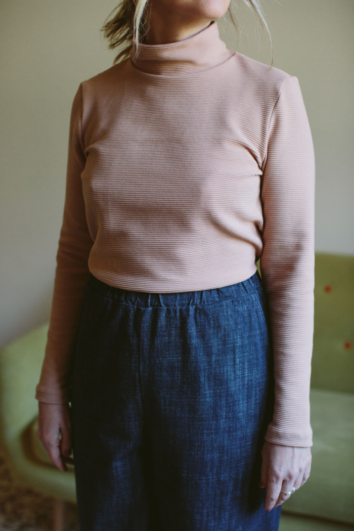 Maglia Loretta collo lupetto - immagine 6